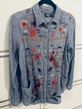 Johnny Was Button Down Embroidered Shirt Blue Sz Small